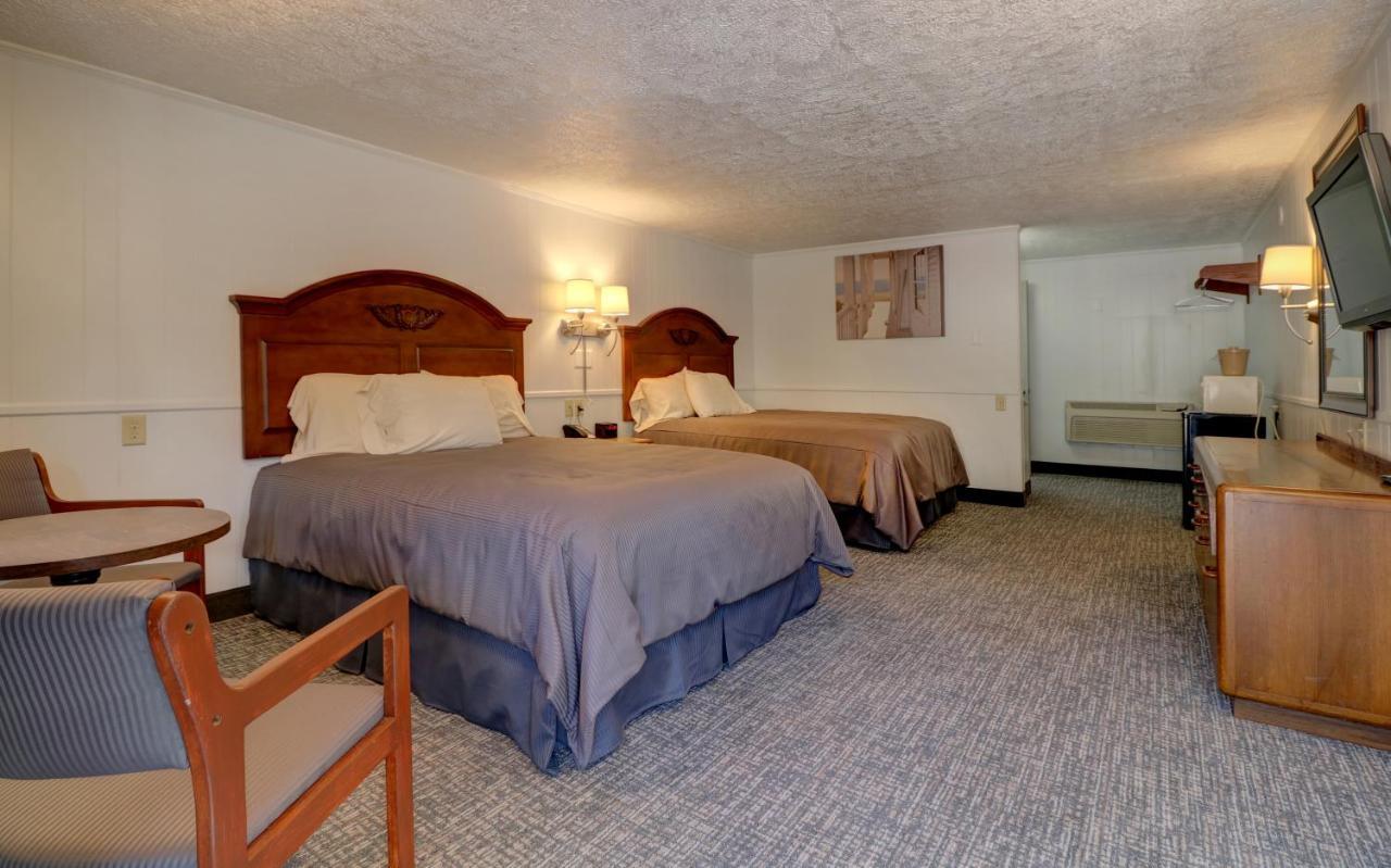 Sanfordinn Room photo