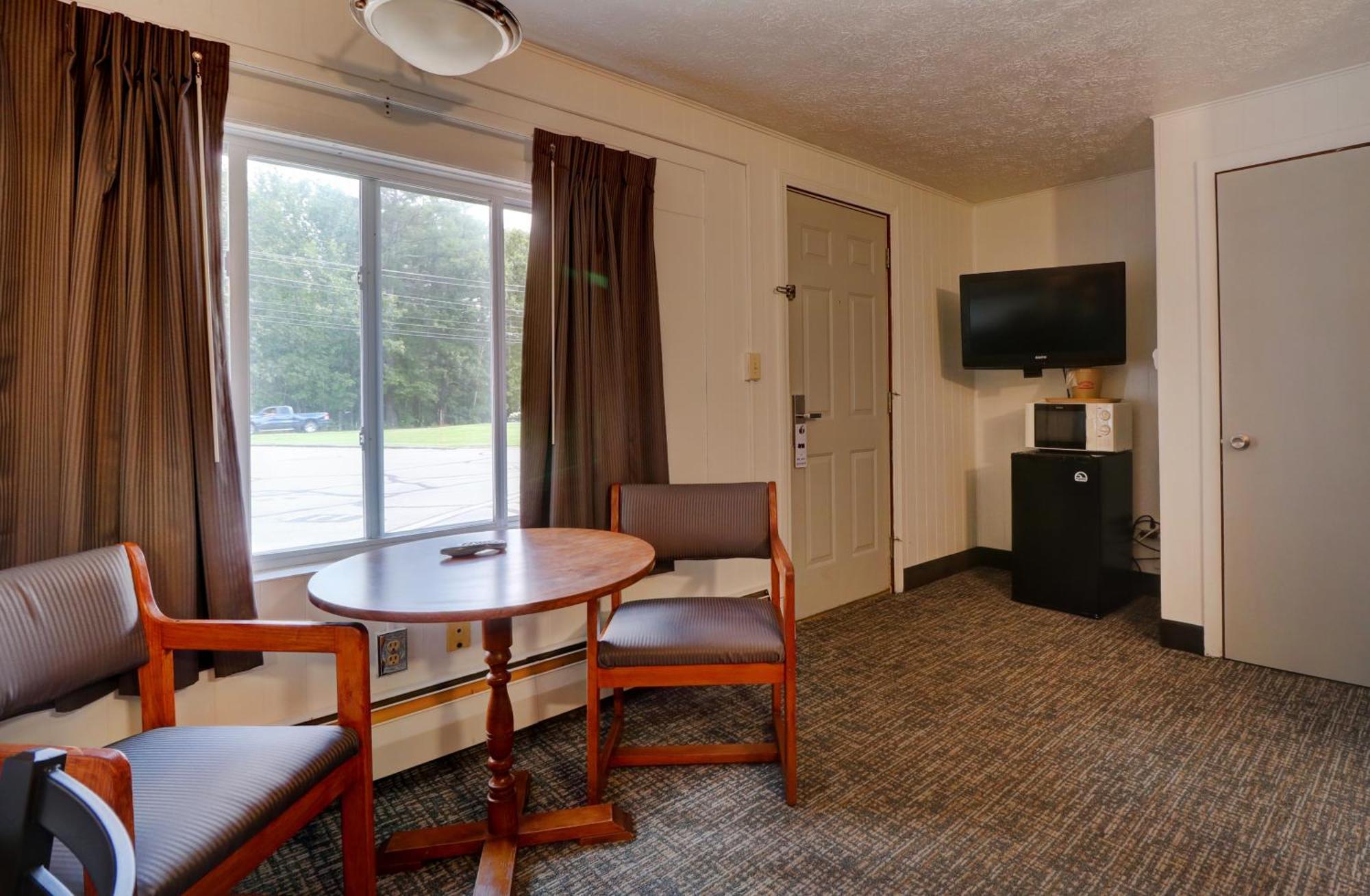 Sanfordinn Room photo