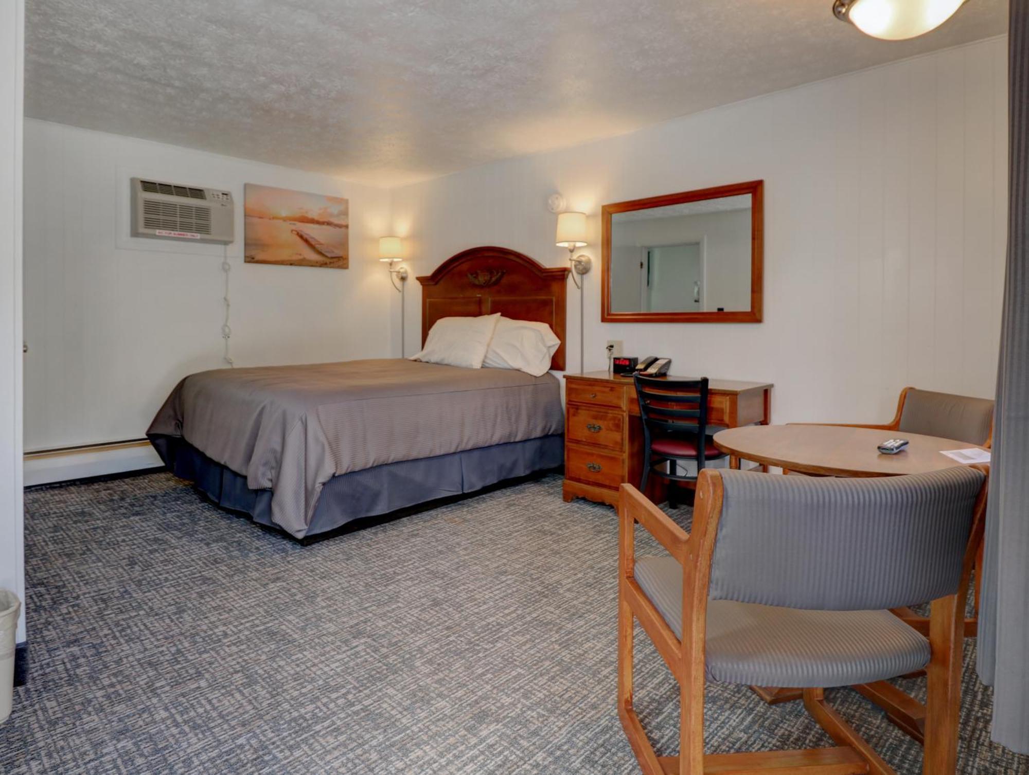 Sanfordinn Room photo